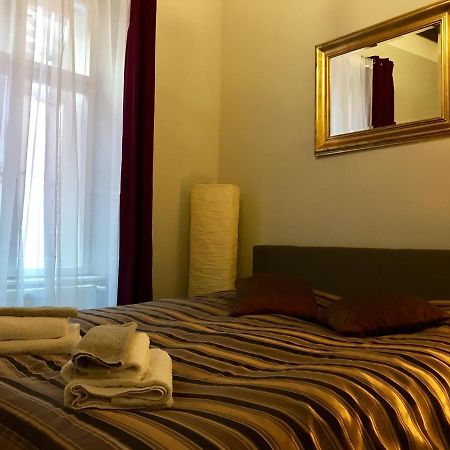Brno Center Whirlpool Apartment ภายนอก รูปภาพ