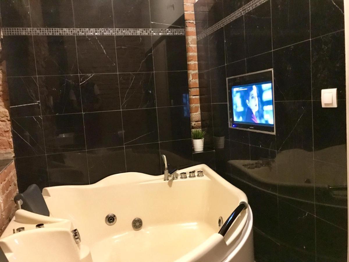 Brno Center Whirlpool Apartment ภายนอก รูปภาพ
