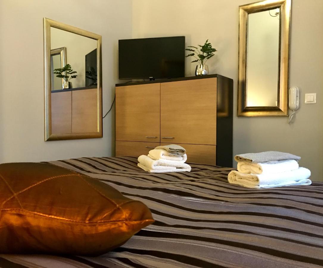Brno Center Whirlpool Apartment ภายนอก รูปภาพ